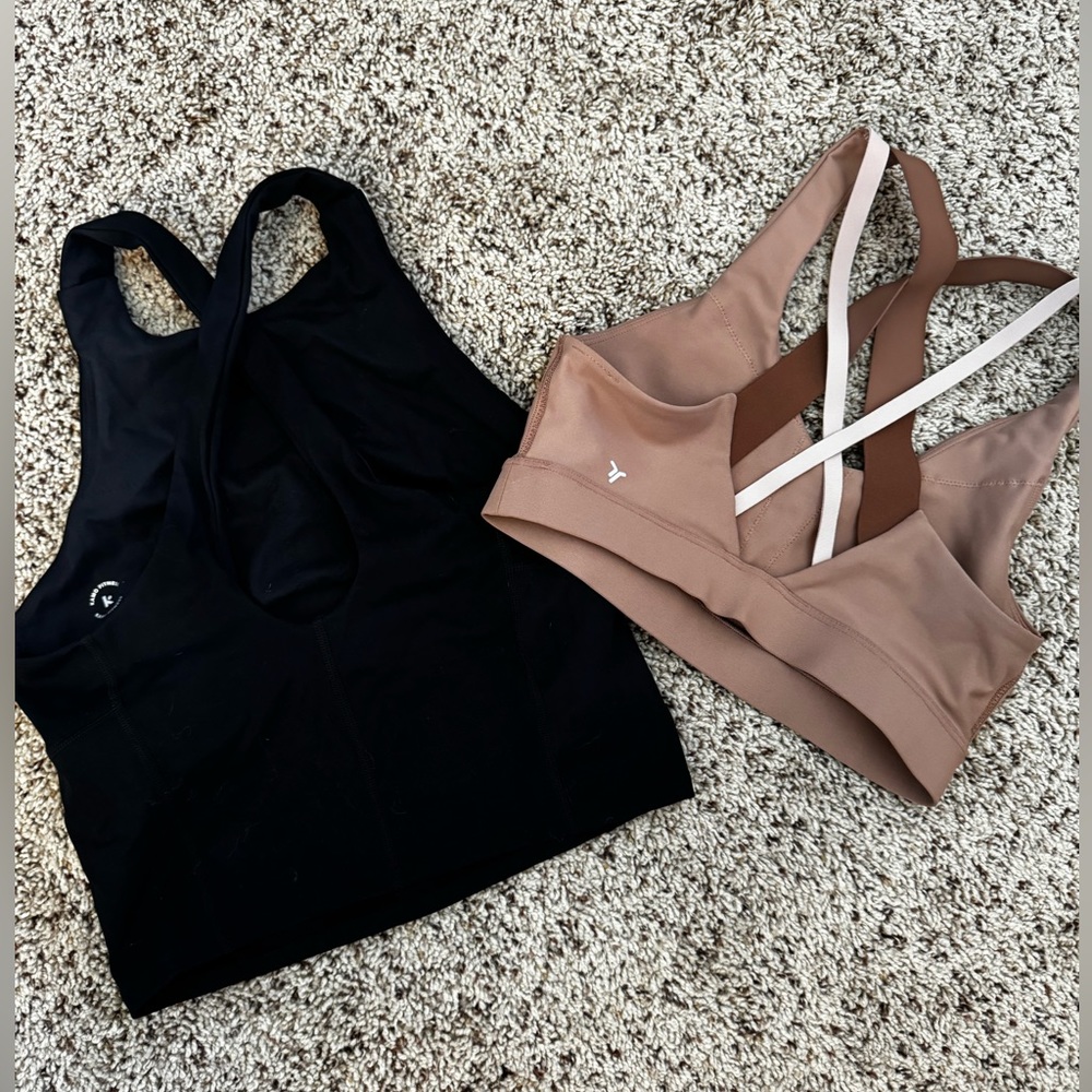 Workout tops - Picture 2 of 2